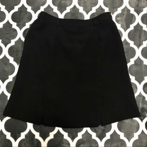 “Astra” black skort